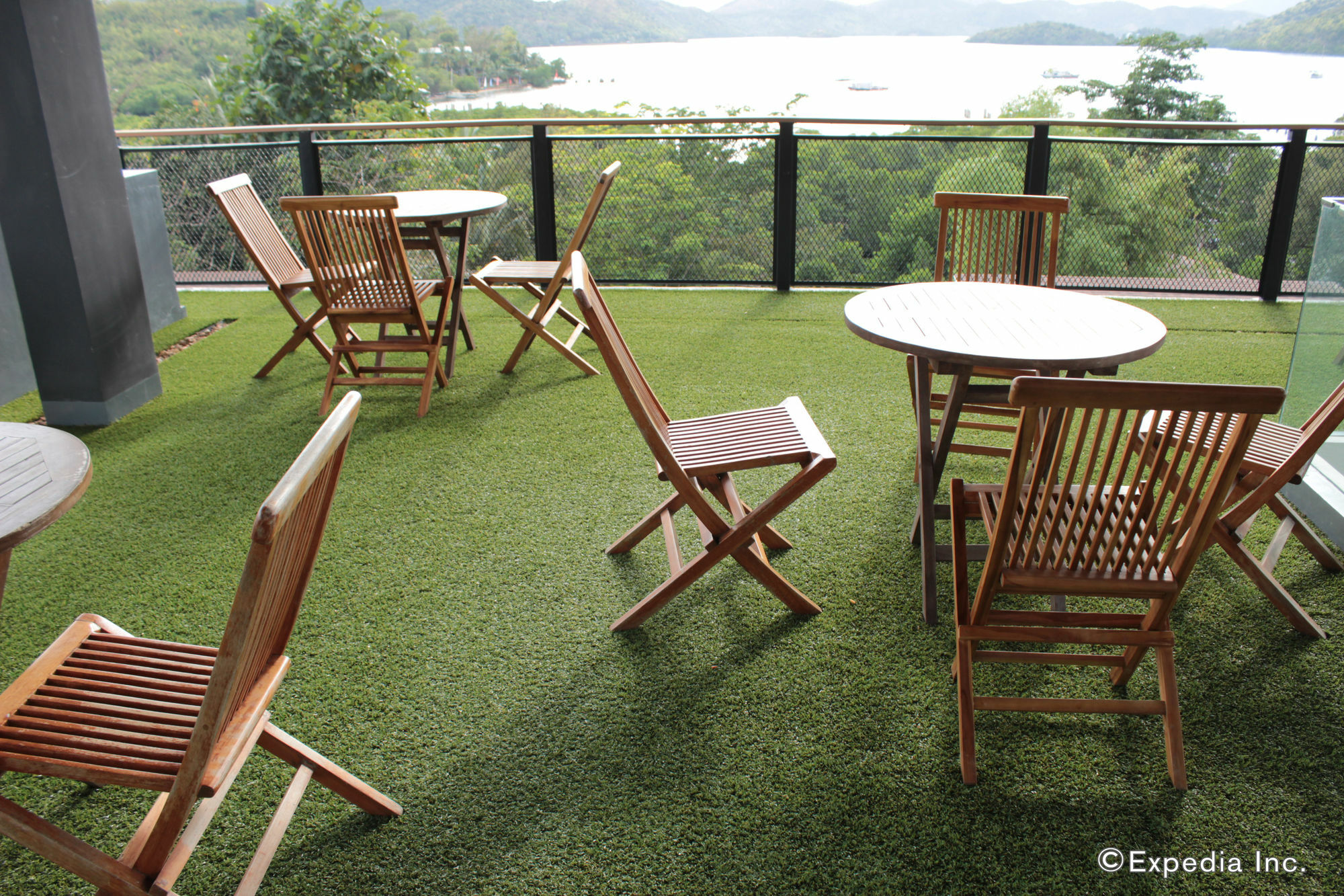 The Funny Lion - Resort Coron